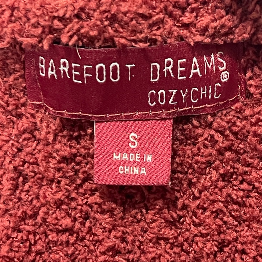Barefoot Dreams Crimson Red CozyChic Cable Knit Open Front Cardigan Size Small - Picture 4 of 6